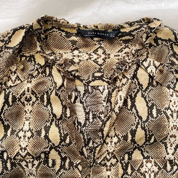 Zara Python Snake Print Cotton Blouse Size M (GUC) - Picture 2 of 8